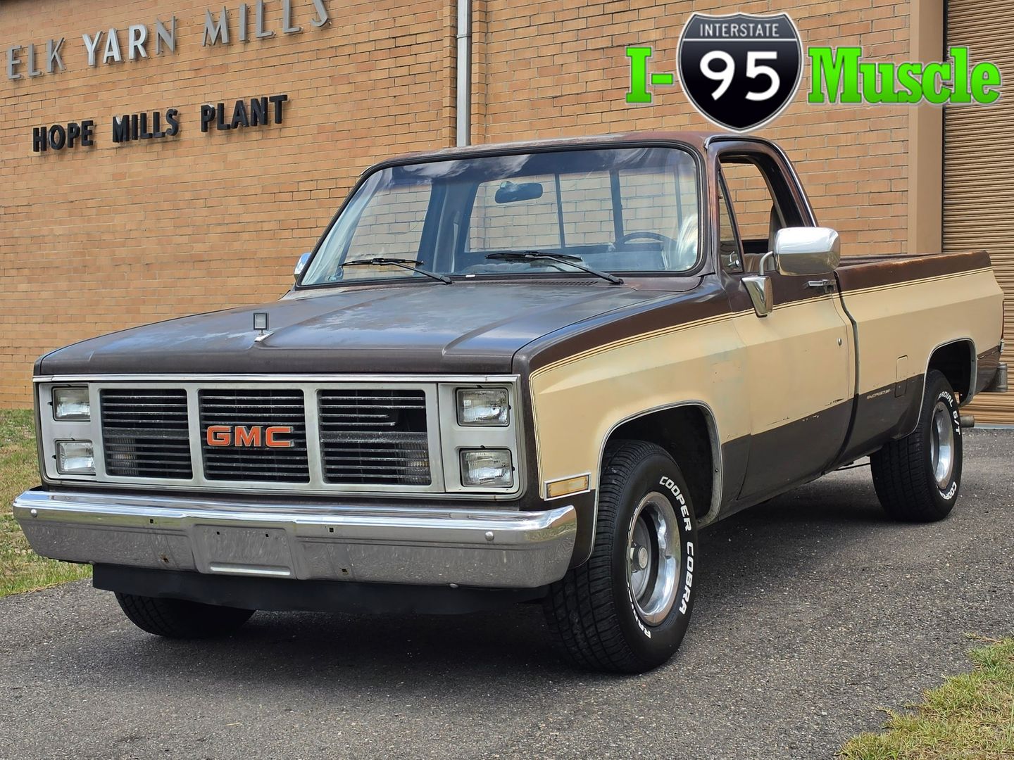 Brown & Tan 1987 GMC R/V 1500 Series Pickup Truck Rear-Wheel Drive Automatic