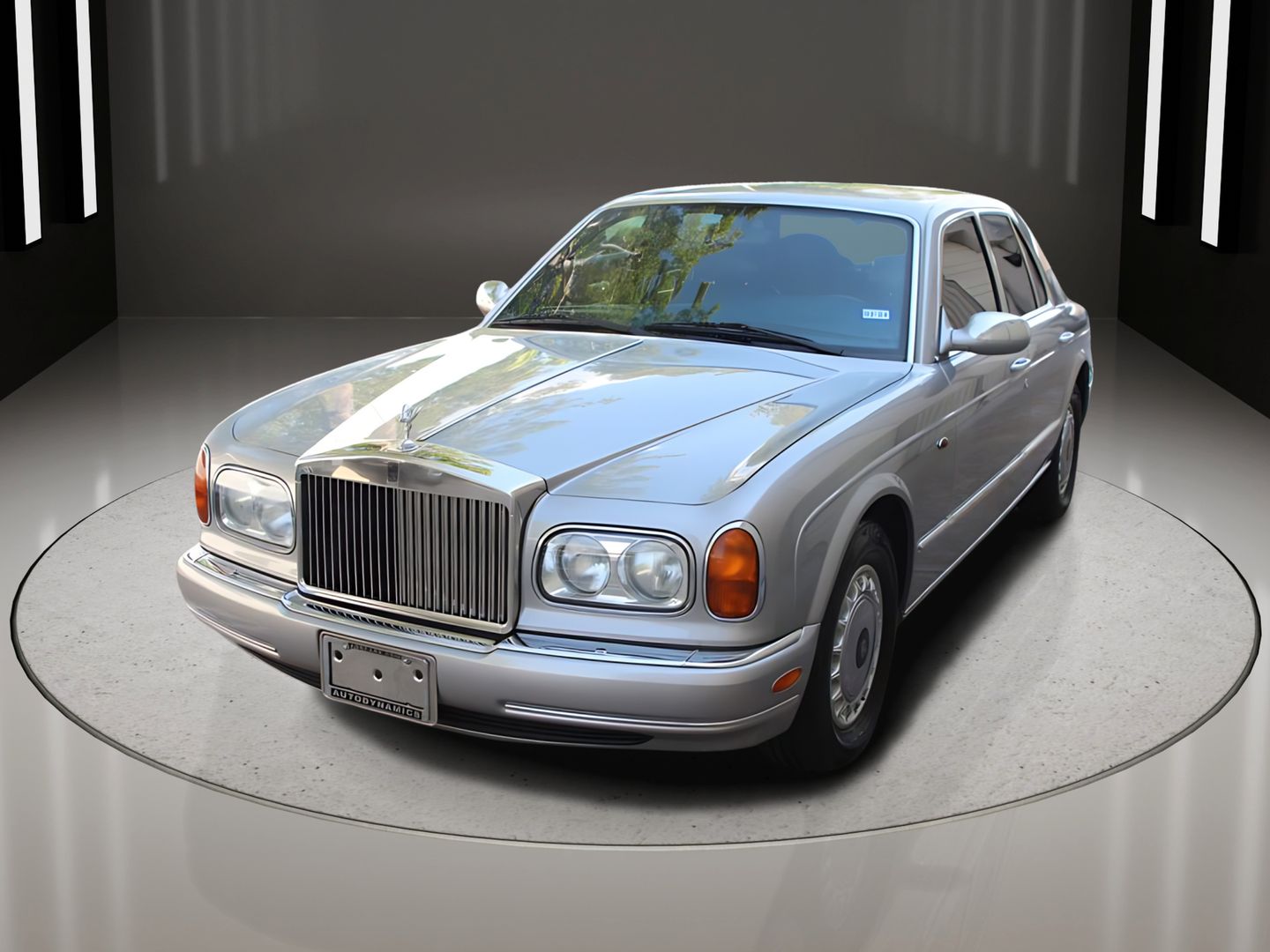 Silver 1999 Rolls-Royce Silver Seraph Sedan Automatic