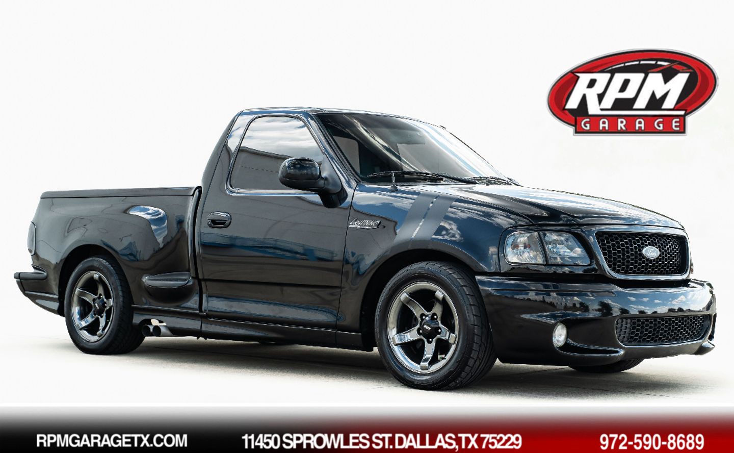 Black 2000 Ford F-150 SVT Lightning Pickup Truck Rear-Wheel Drive Automatic