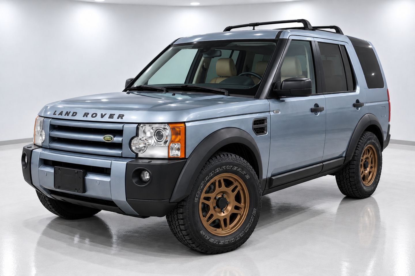 [737] Zambezi Silver Metallic 2005 Land Rover LR3 SUV / Crossover Four-Wheel Drive Automatic