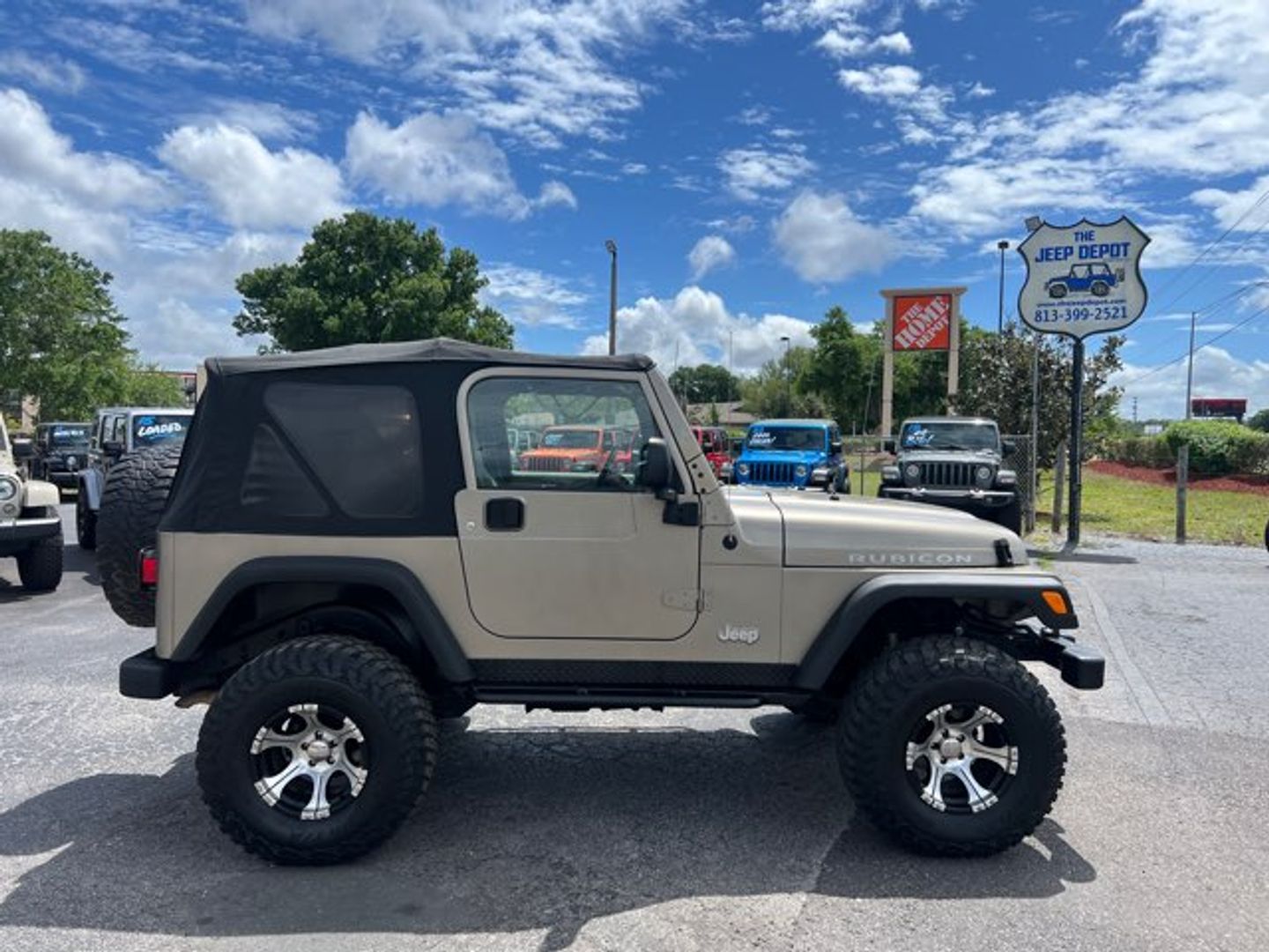 View vehicle photo 6