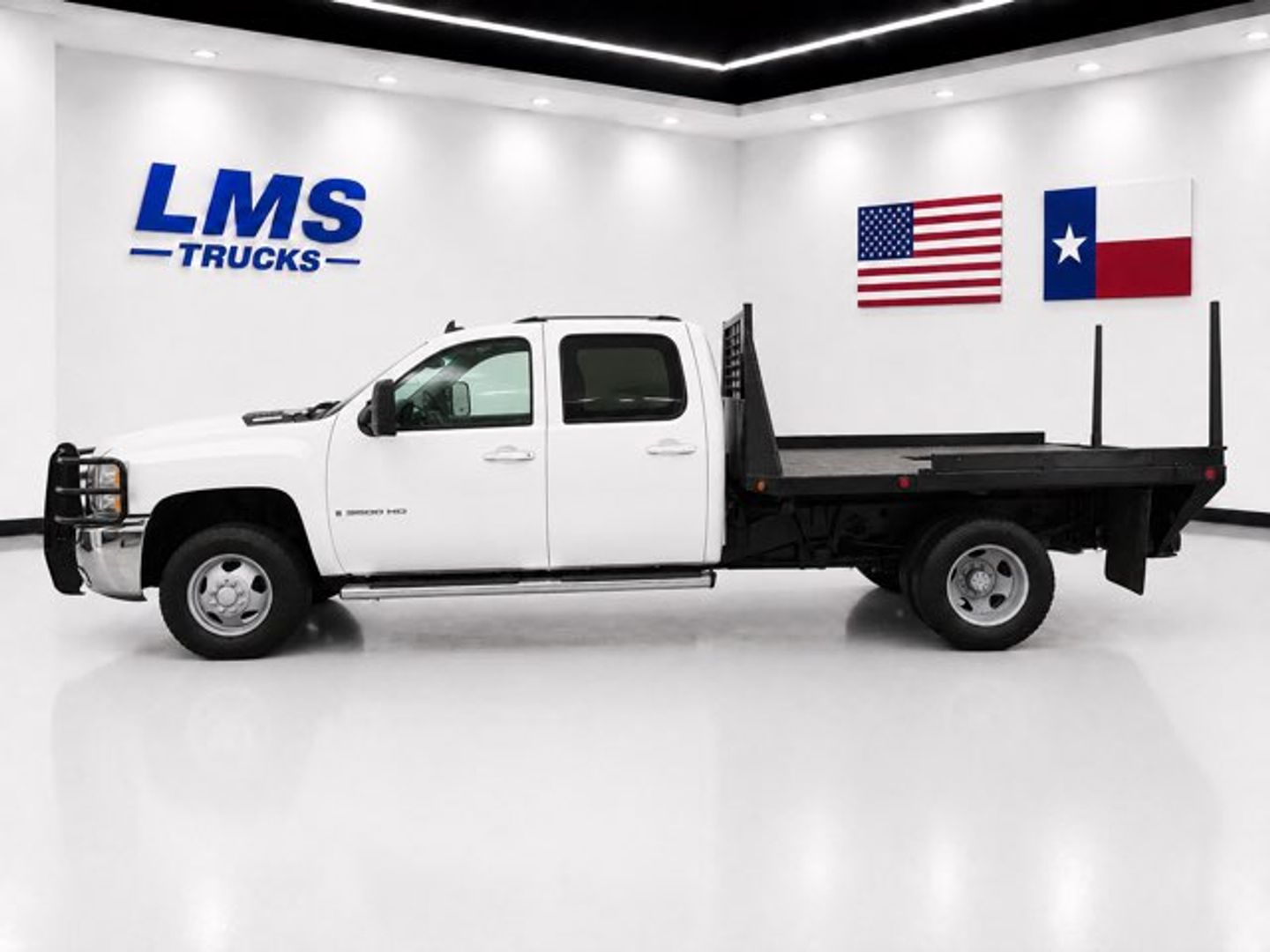 Summit White 2008 Chevrolet Silverado 3500HD Pickup Truck Four-Wheel Drive Automatic