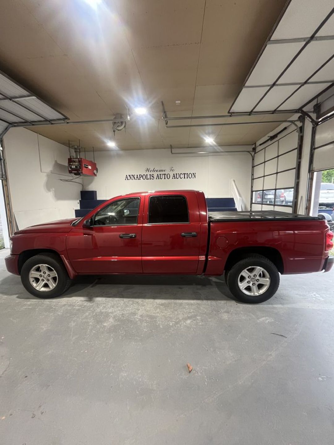 Red (MAROON) 2009 Dodge Dakota Pickup Truck Automatic