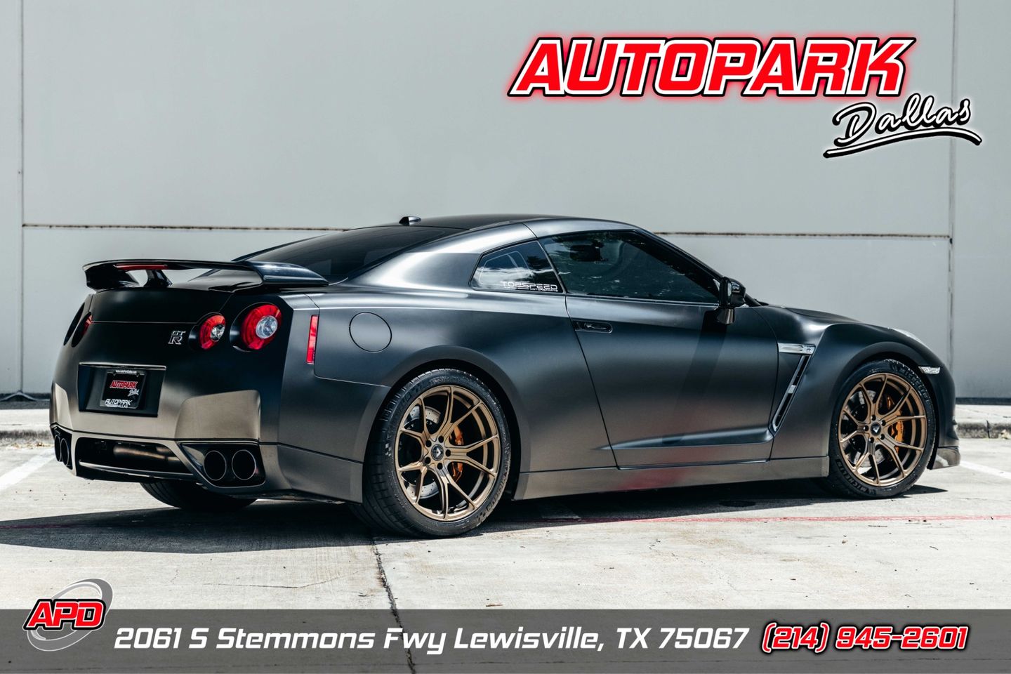 [KAB] Super Silver 2010 Nissan GT-R Premium Coupe All-Wheel Drive Automatic