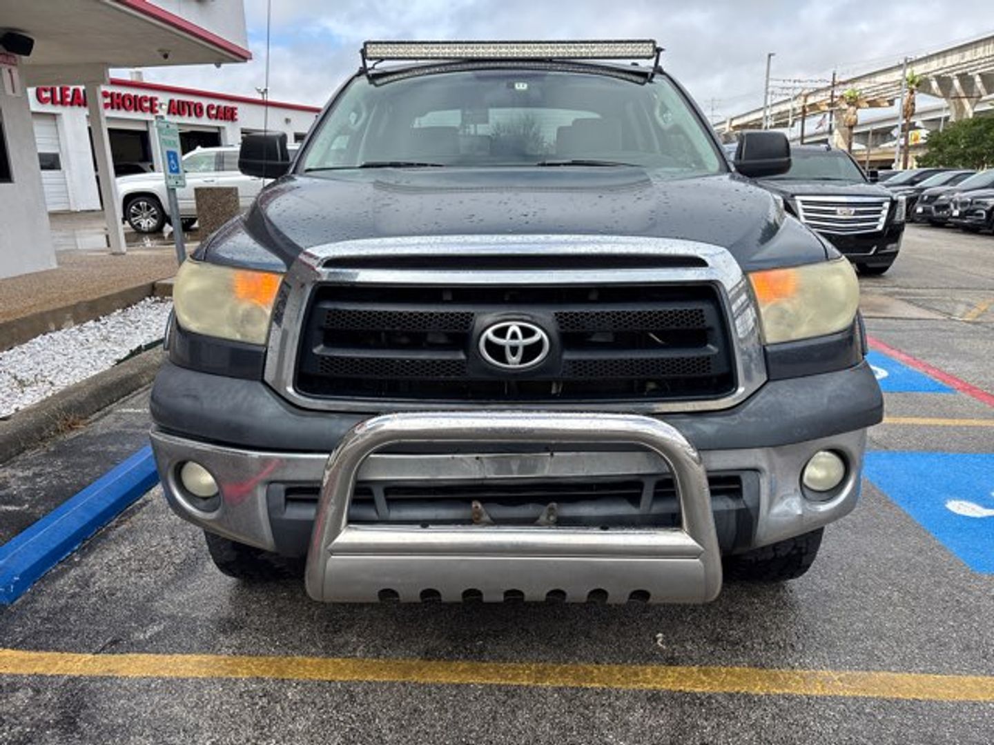 View vehicle photo 2