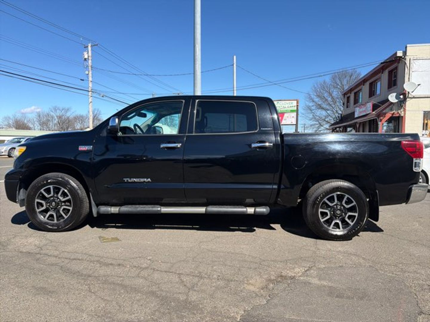 2011 Toyota Tundra Limited 5.7L V8 CrewMax Cab 4WD