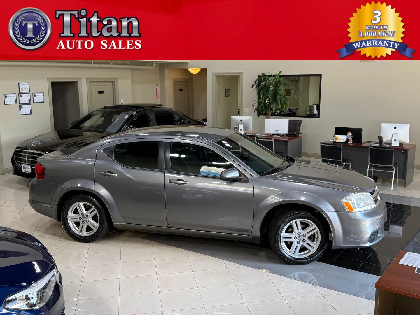Gray (Tungsten Metallic) 2012 Dodge Avenger SXT FWD Sedan Front-Wheel Drive Automatic