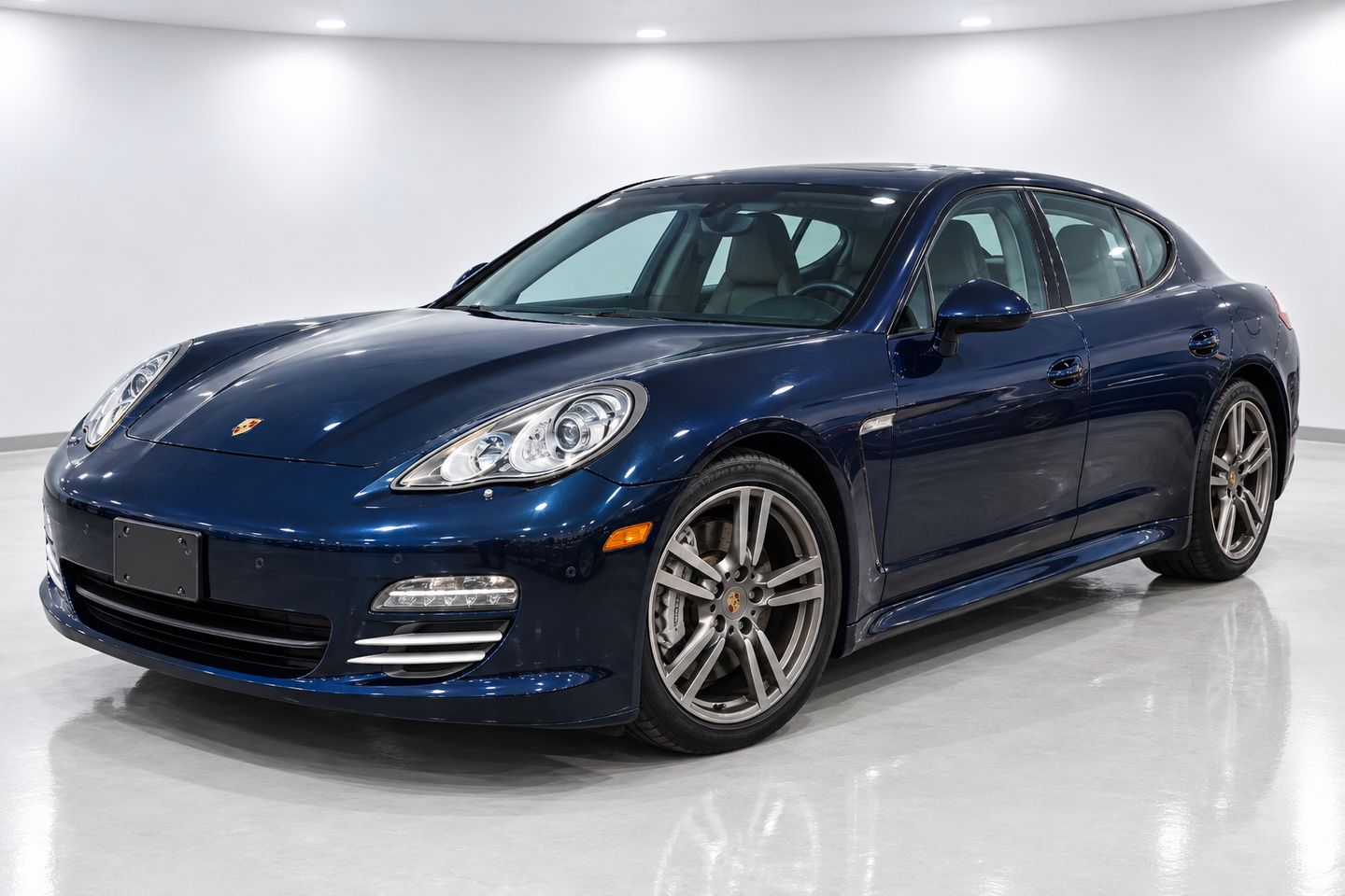 [R9] Yachting Blue Metallic 2012 Porsche Panamera Sedan  Automatic
