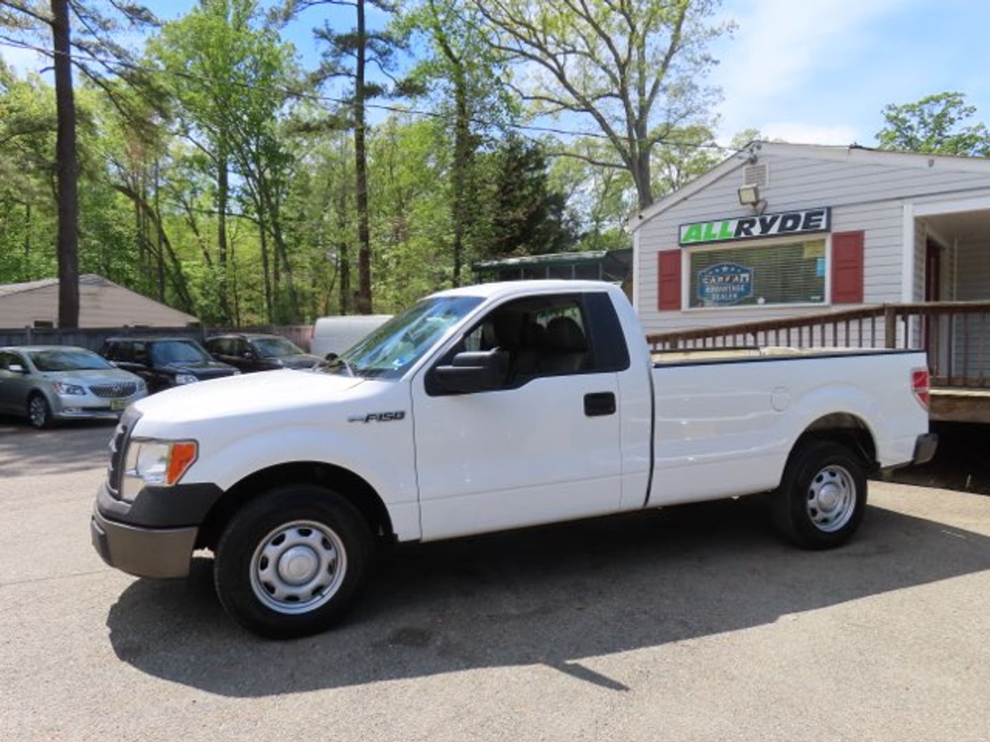 White 2013 Ford F-150 XL LB Pickup Truck 4X2 Automatic