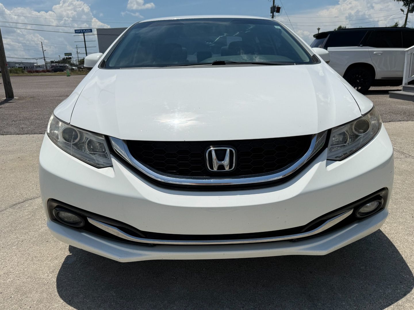 View vehicle photo 3