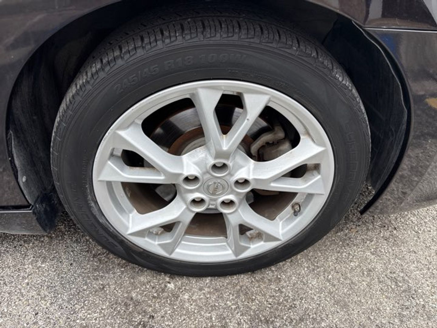 View vehicle photo 7