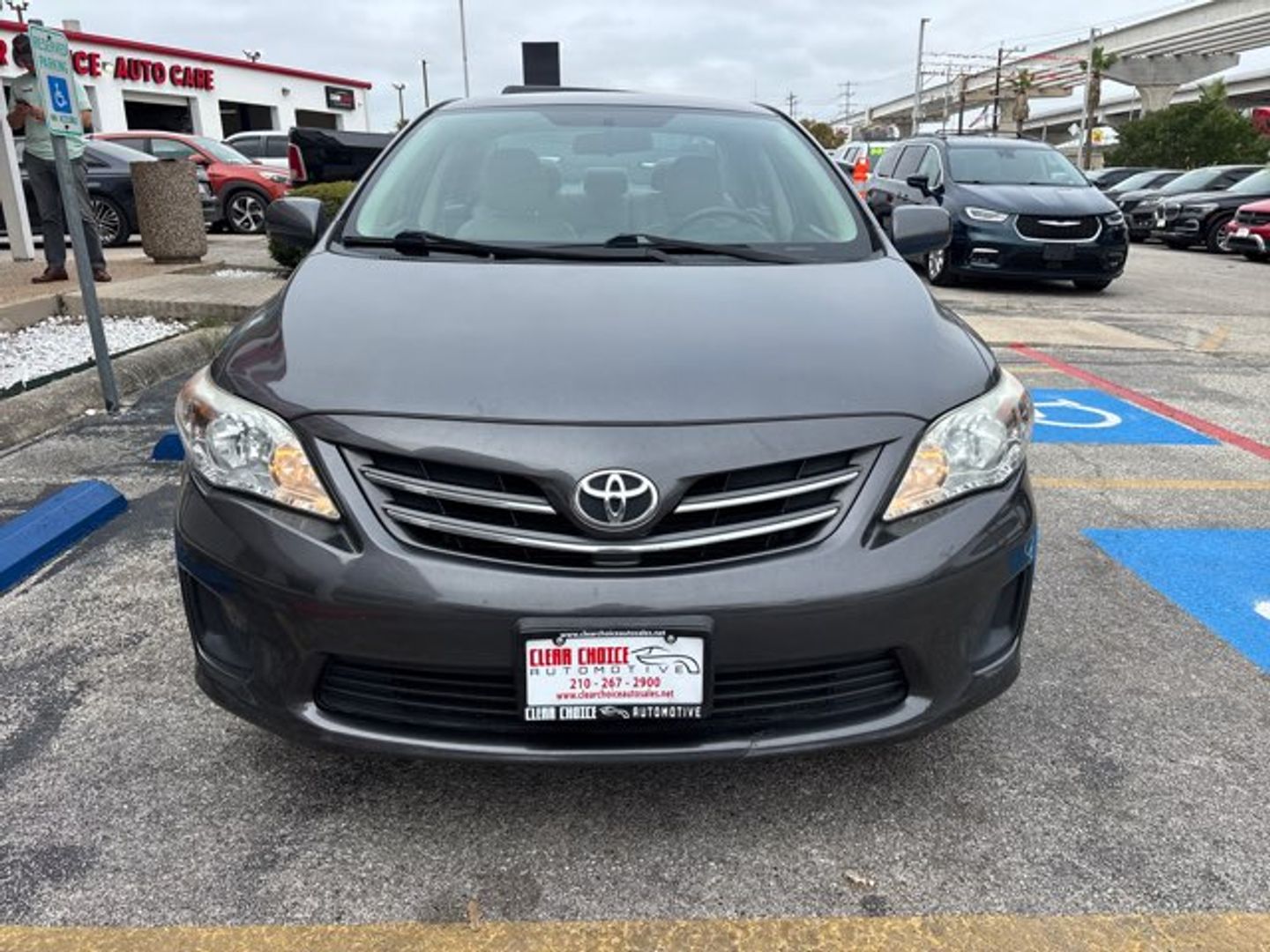 View vehicle photo 2