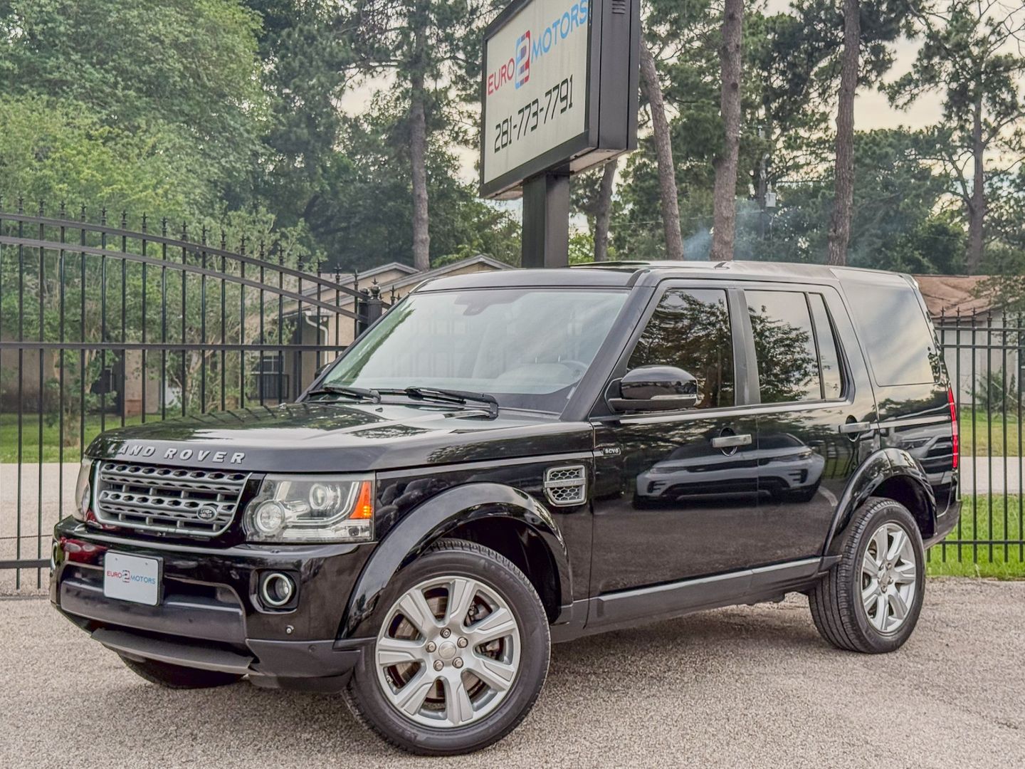Black 2014 Land Rover LR4 HSE SUV / Crossover Four-Wheel Drive Automatic