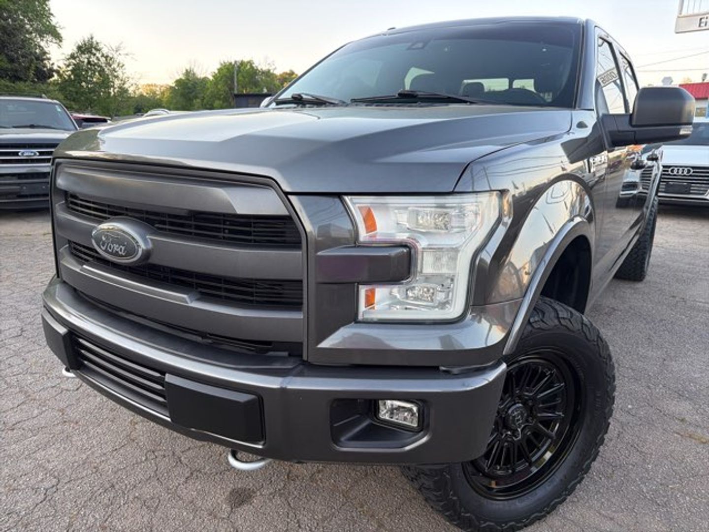 View vehicle photo 2