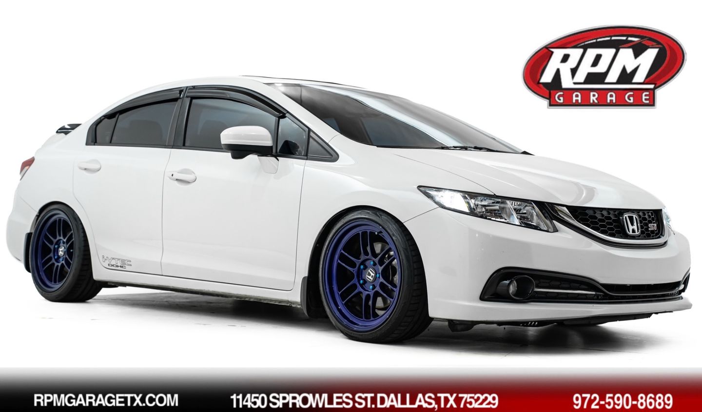 White 2015 Honda Civic Si Sedan Front-Wheel Drive Manual
