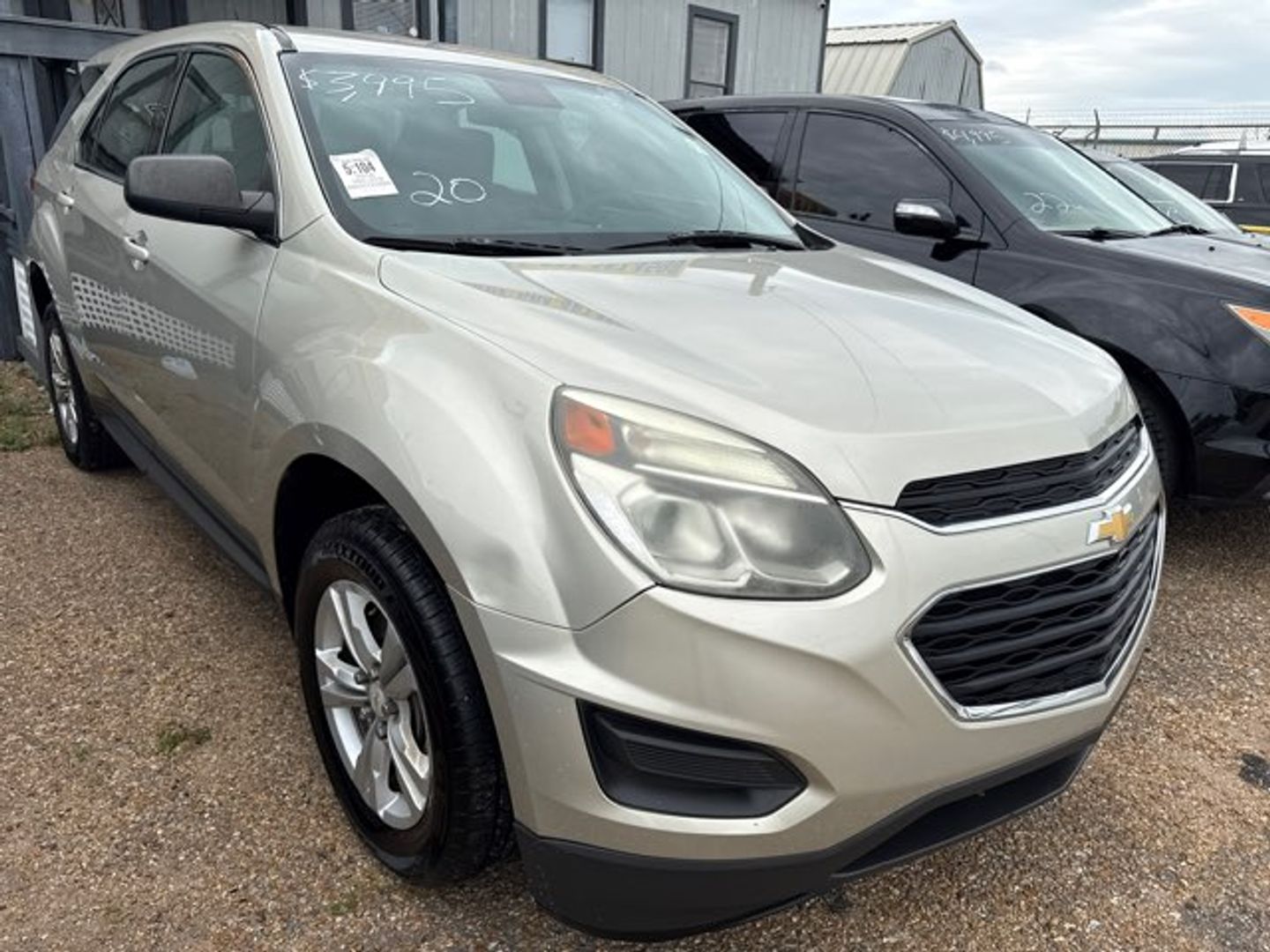 Champagne Silver Metallic 2016 Chevrolet Equinox SUV / Crossover Front-Wheel Drive Automatic