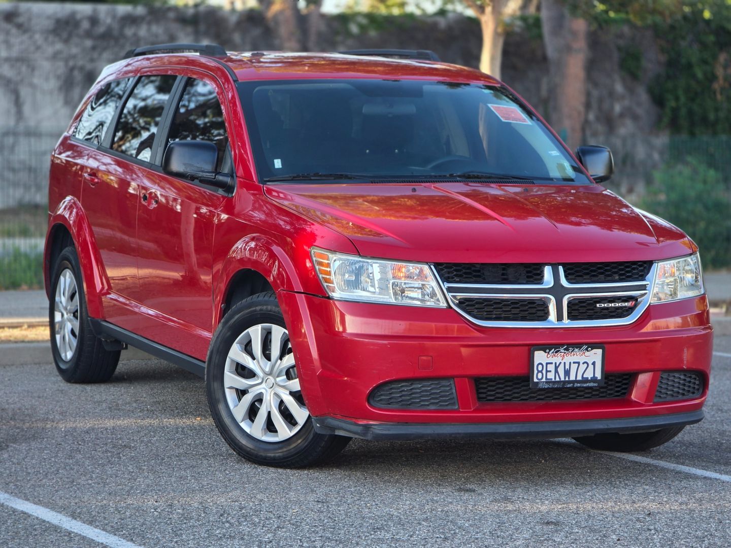 Red 2016 Dodge Journey SE FWD SUV / Crossover Front-Wheel Drive Automatic