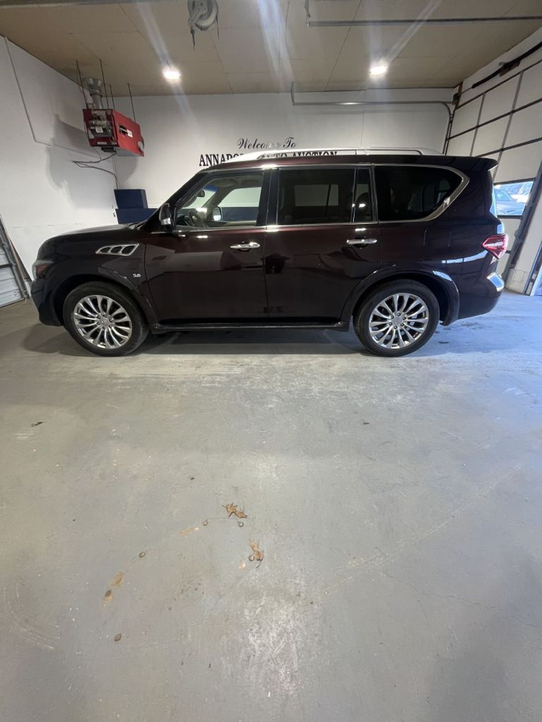 2016 INFINITI QX80