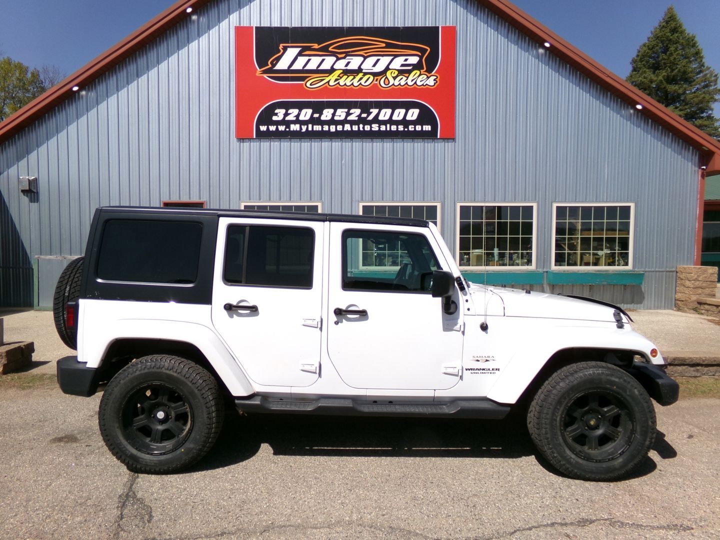 2016 Jeep Wrangler Unlimited Sahara 4WD