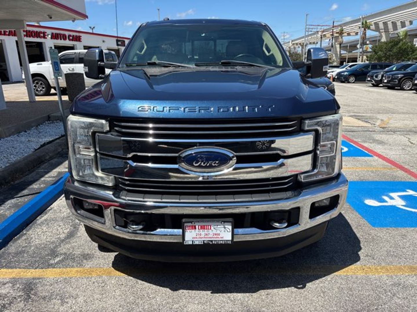 View vehicle photo 2