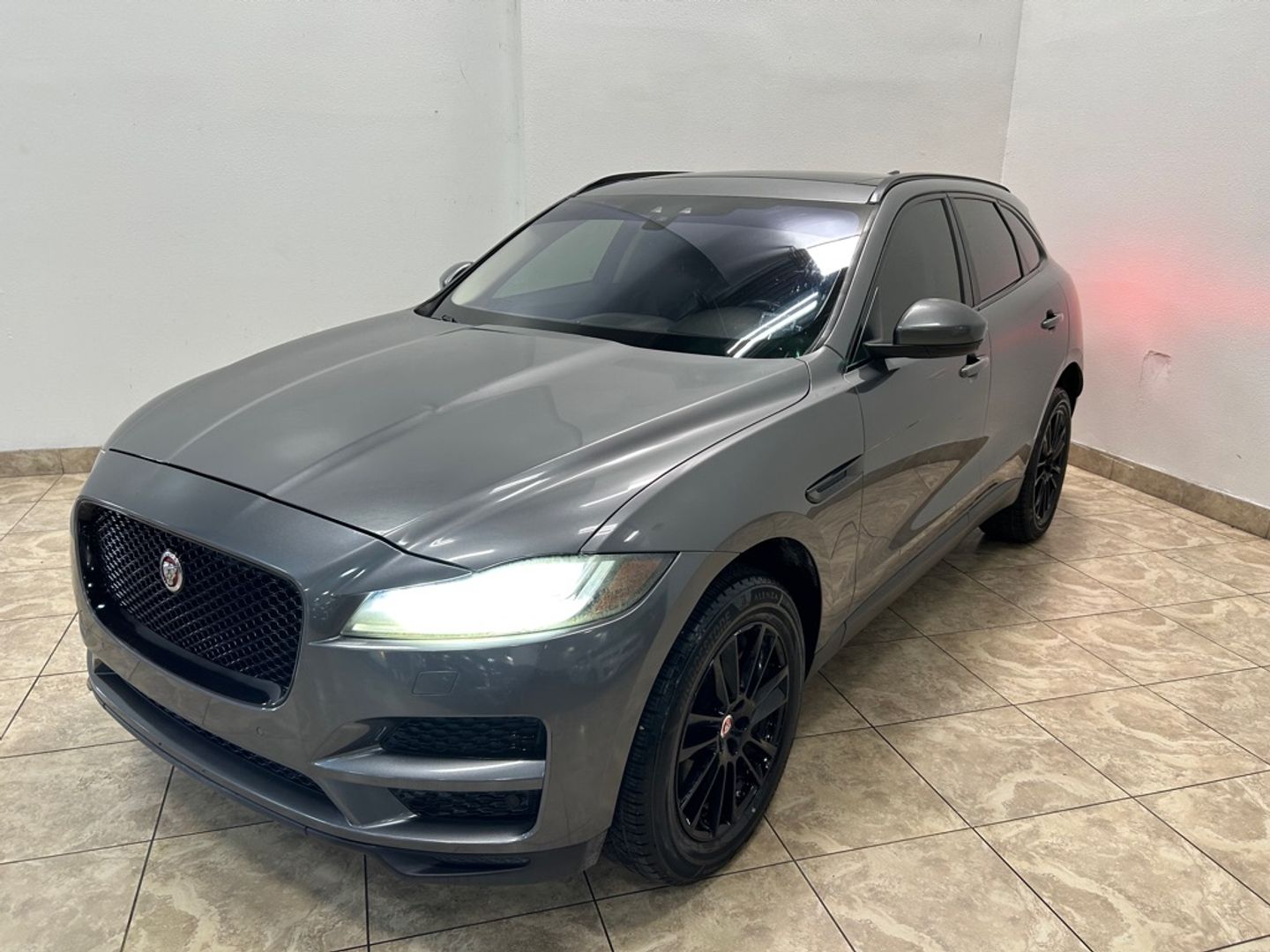 2017 Jaguar F-PACE 35t Prestige AWD