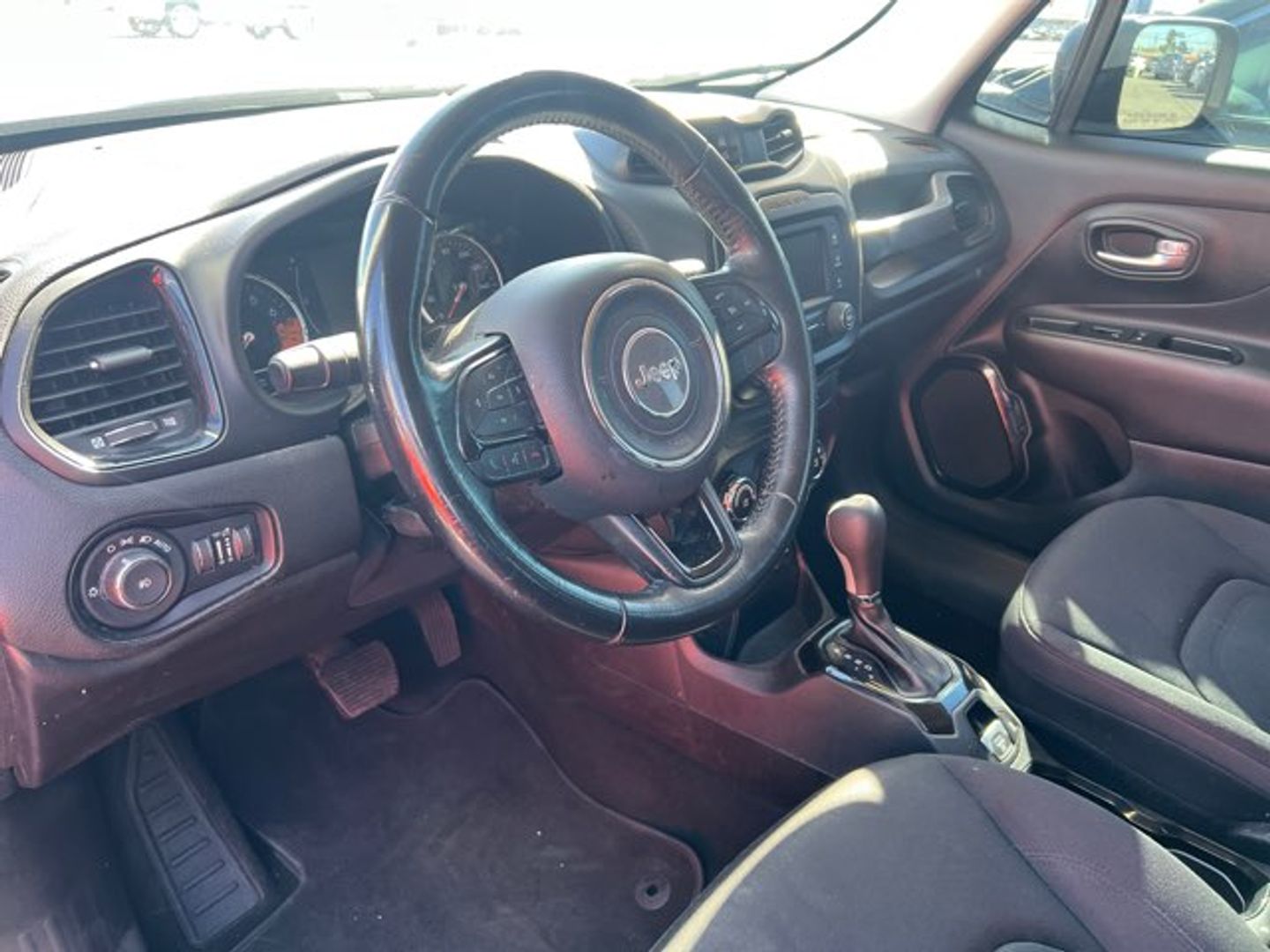 View vehicle photo 7