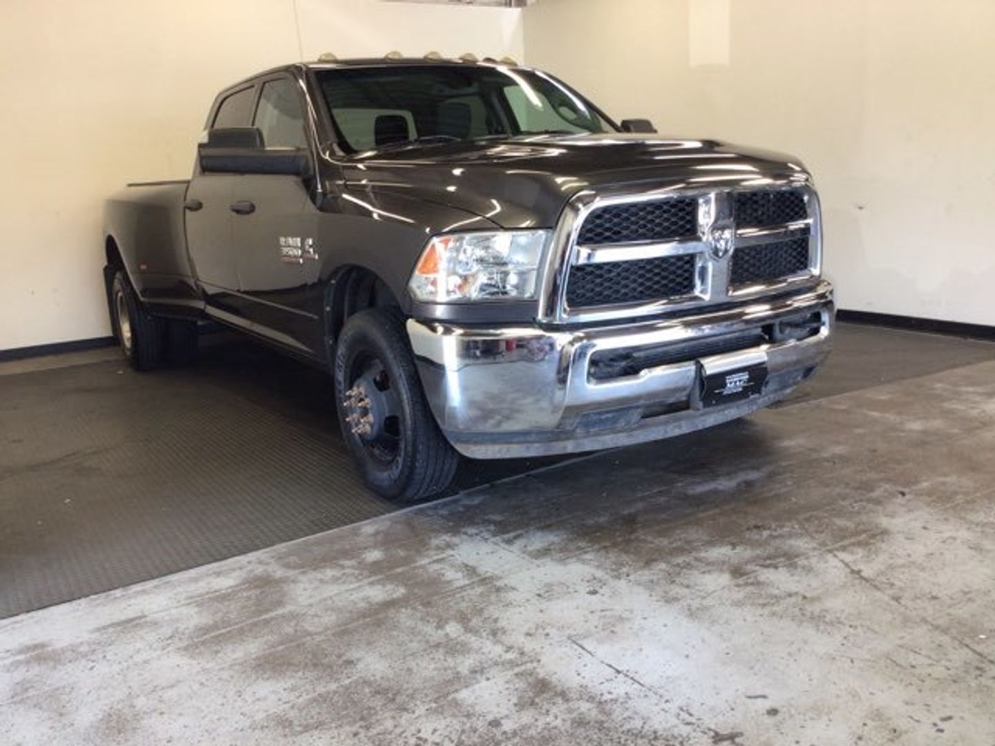 Gray 2018 RAM 3500 Pickup Truck 4X2 Automatic