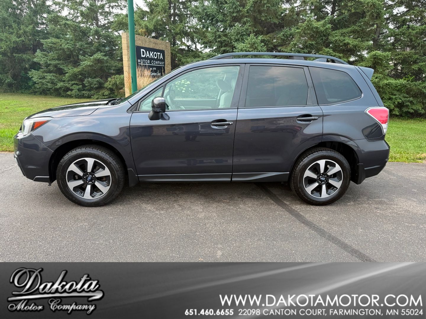 [DGM] Dark Gray Metallic 2018 Subaru Forester SUV / Crossover All-Wheel Drive Automatic