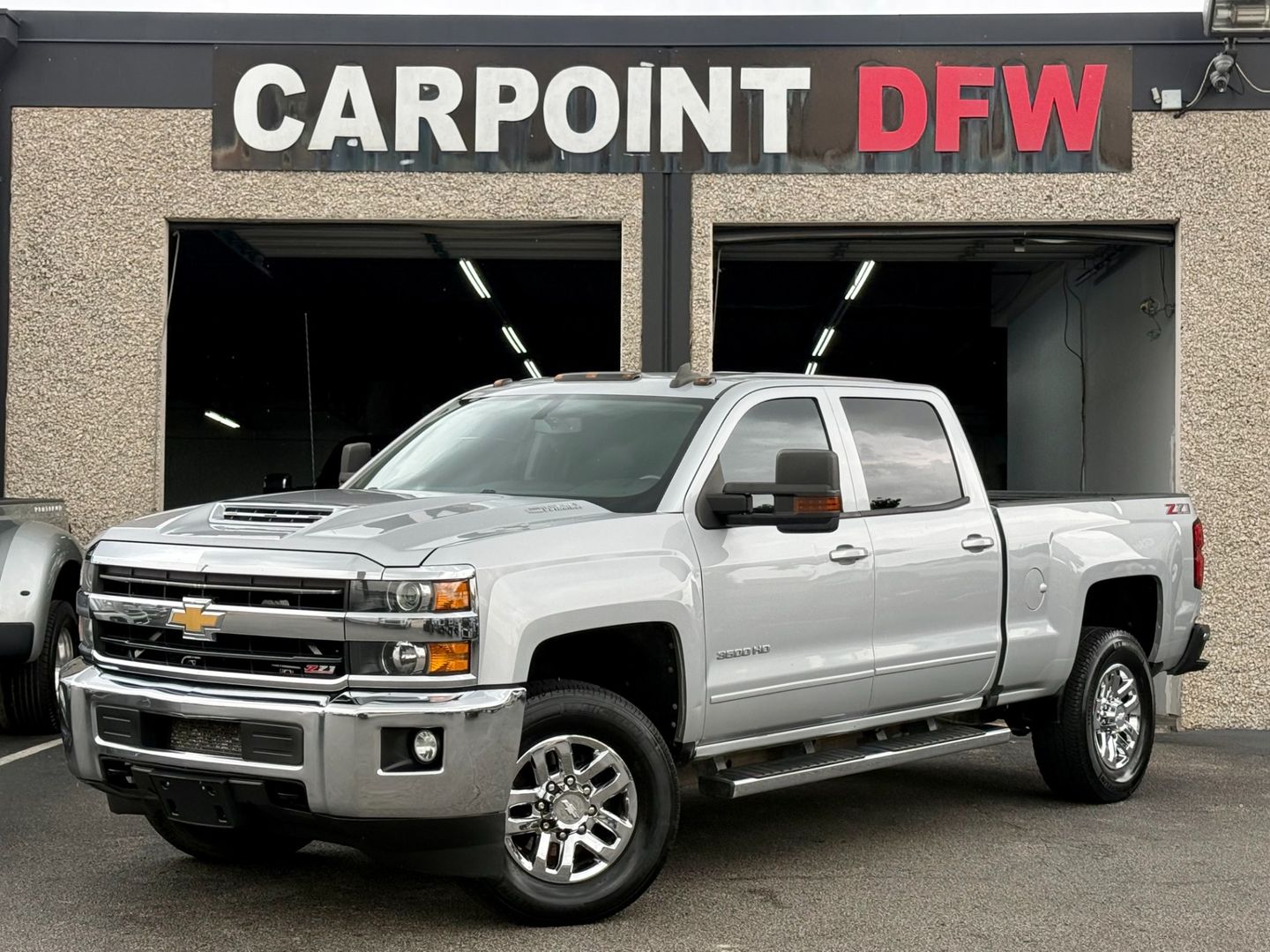 [GAN] Silver Ice Metallic 2019 Chevrolet Silverado 3500HD Pickup Truck Four-Wheel Drive Automatic