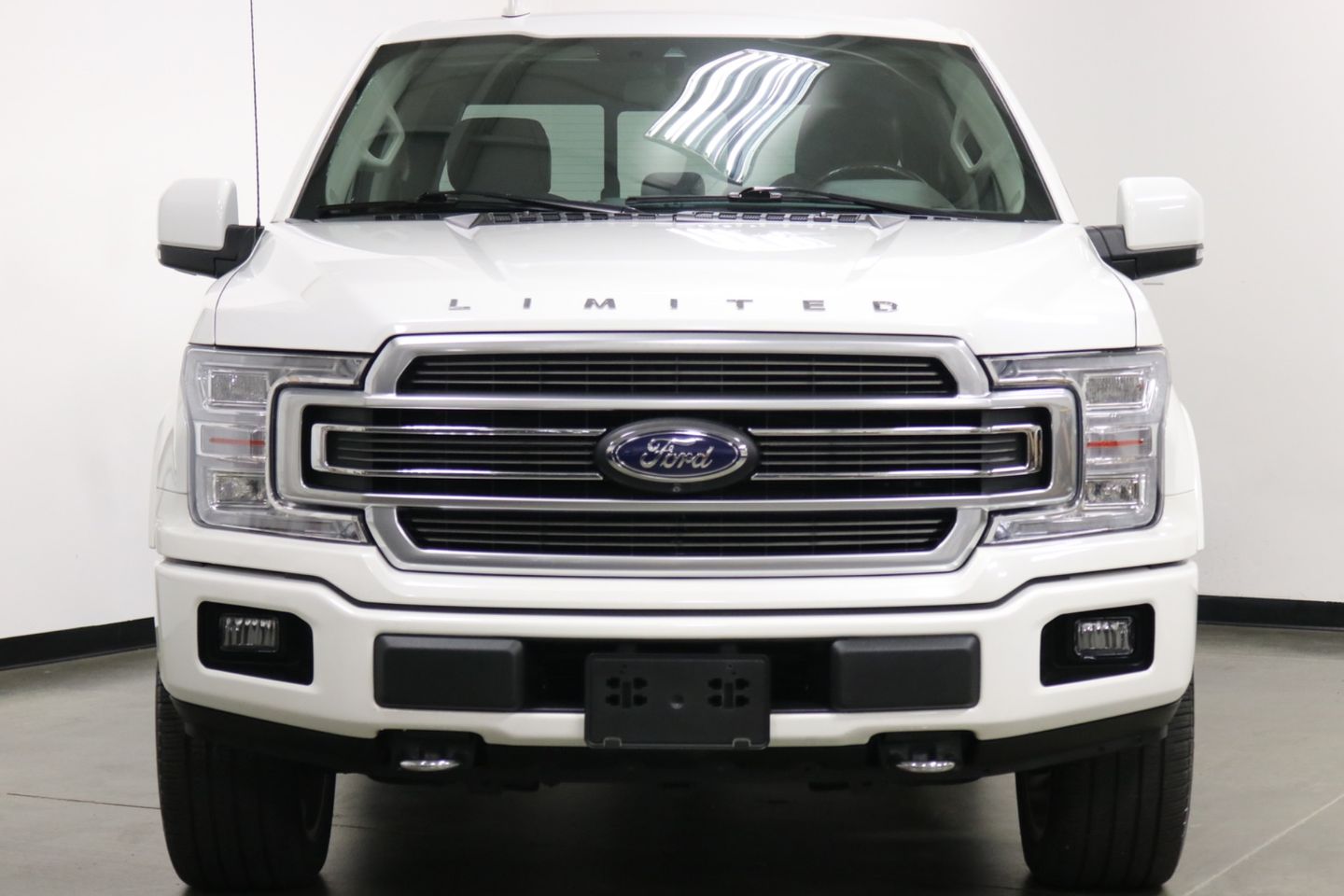 View vehicle photo 6