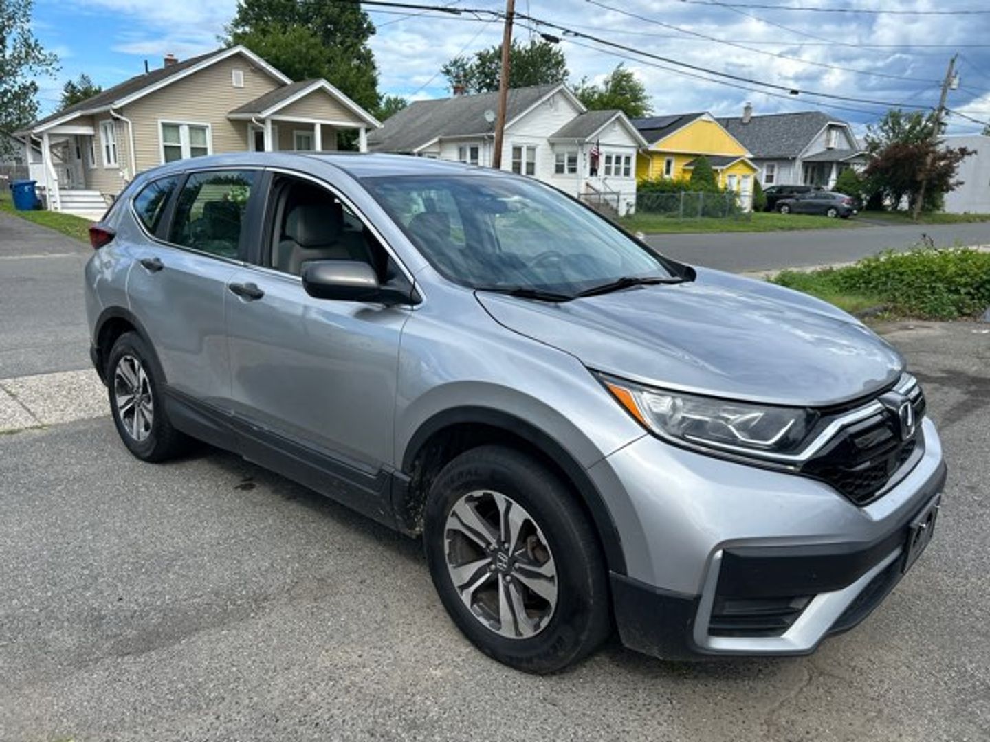 View vehicle photo 3