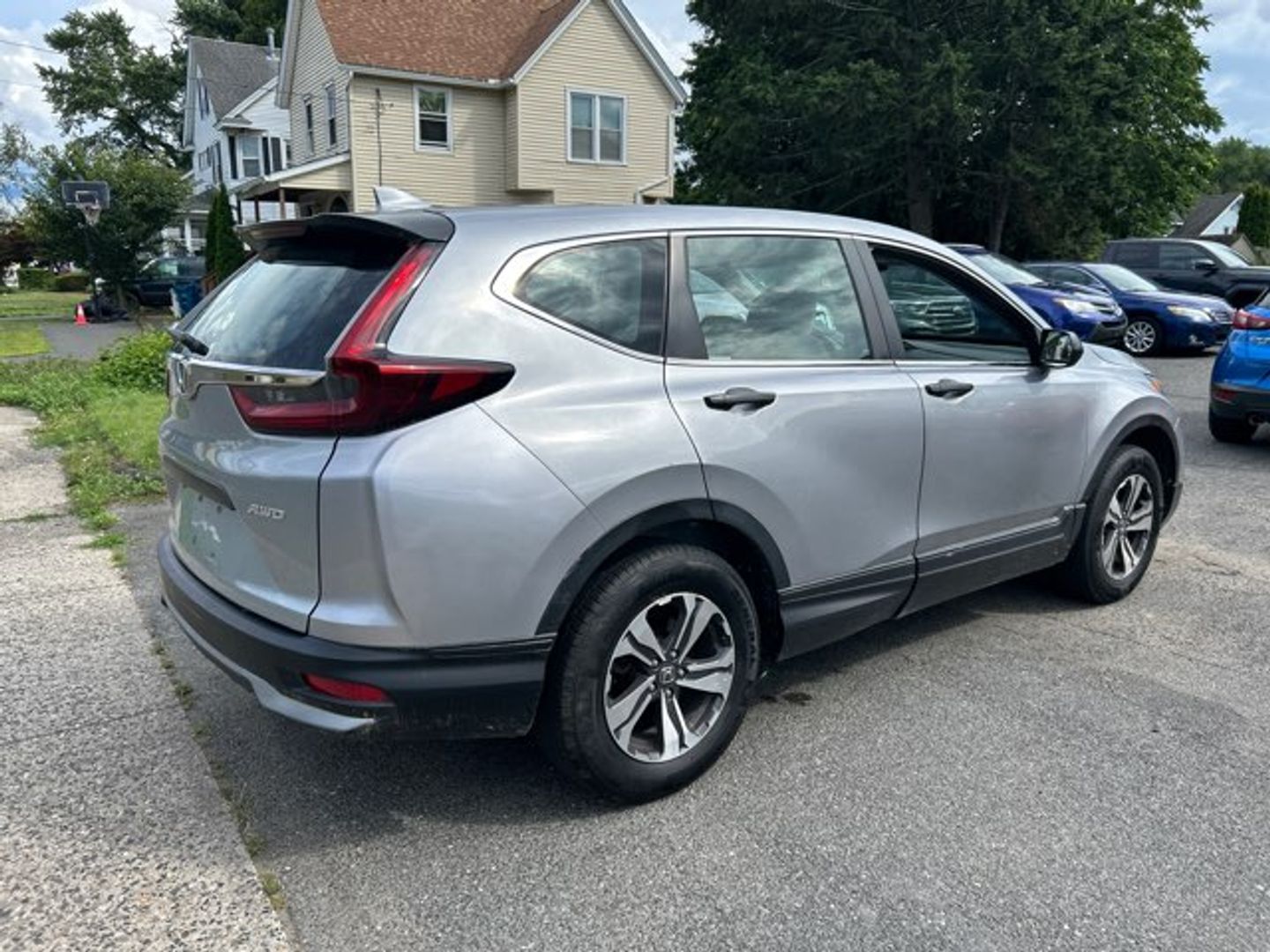 View vehicle photo 5