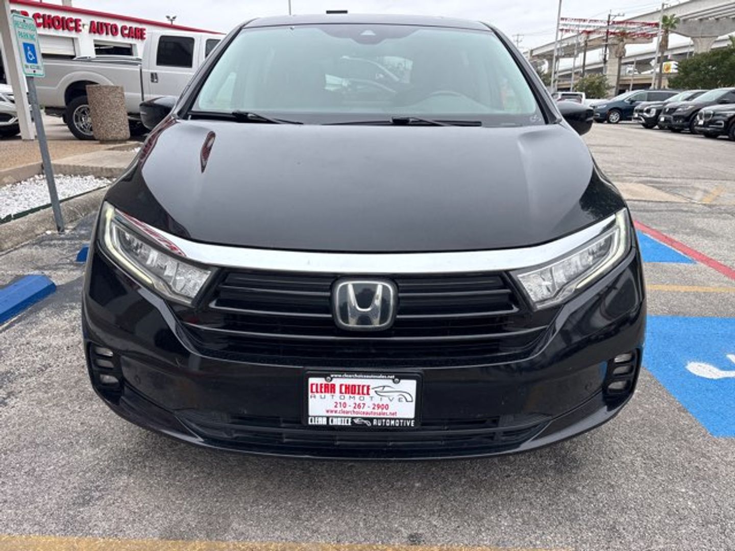 View vehicle photo 2