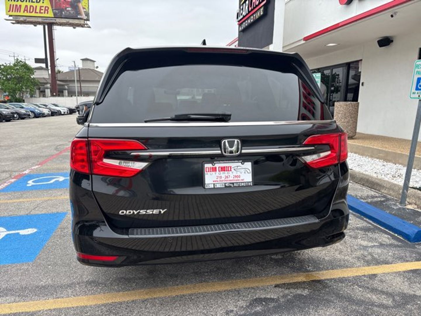View vehicle photo 4