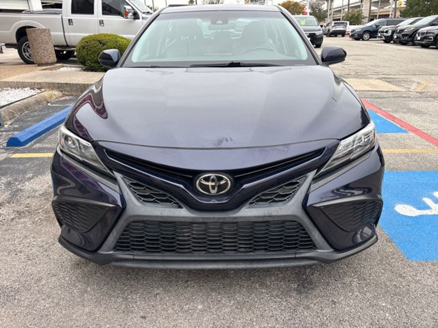 View vehicle photo 2