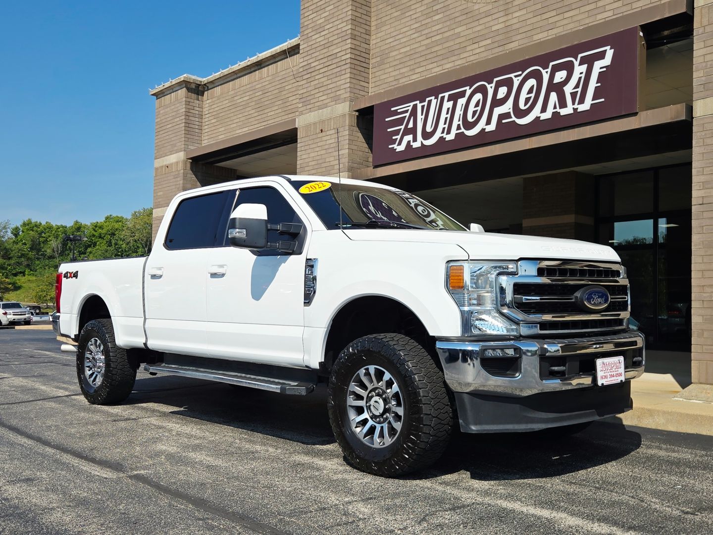 2022 Ford F-350 Super Duty Lariat Crew Cab 4WD