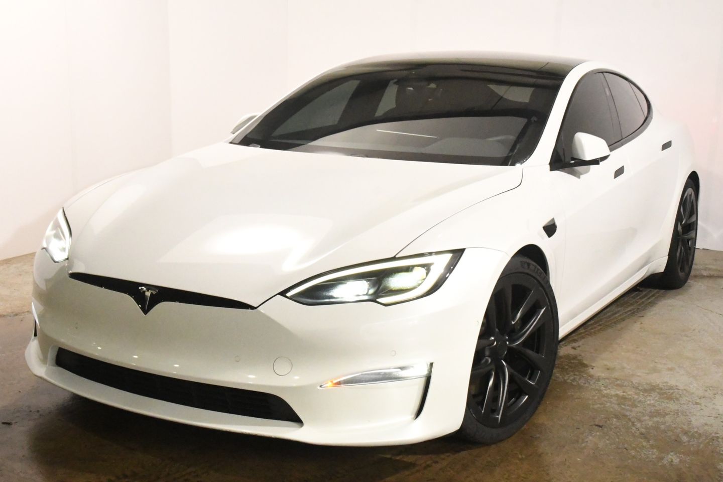 2022 Tesla Model S Plaid AWD
