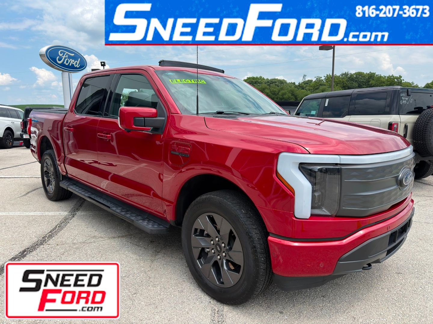  2023 Ford F-150 Lightning Lariat SuperCrew AWD   