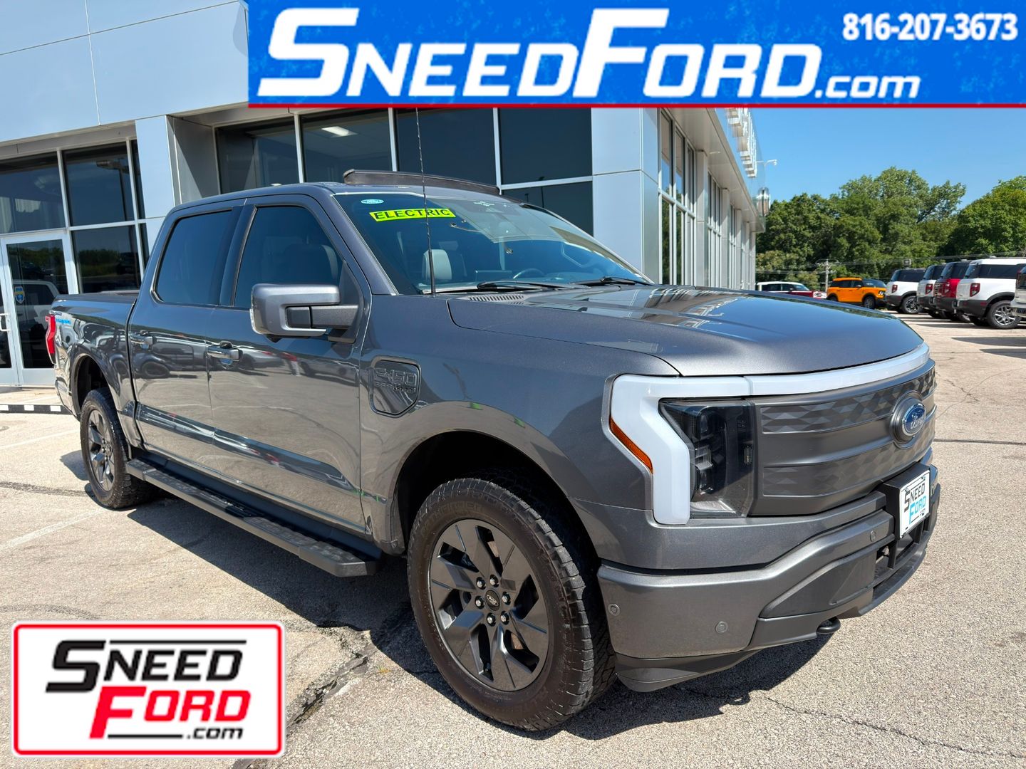 2023 Ford F-150 Lightning Lariat SuperCrew AWD