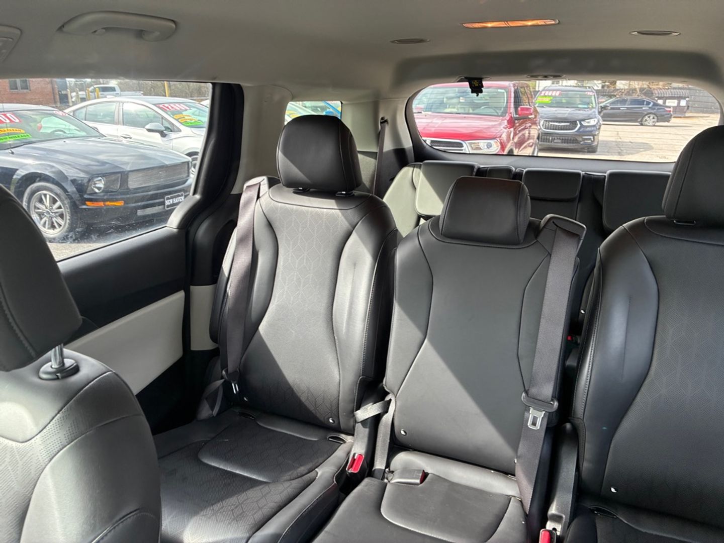 View vehicle photo 5