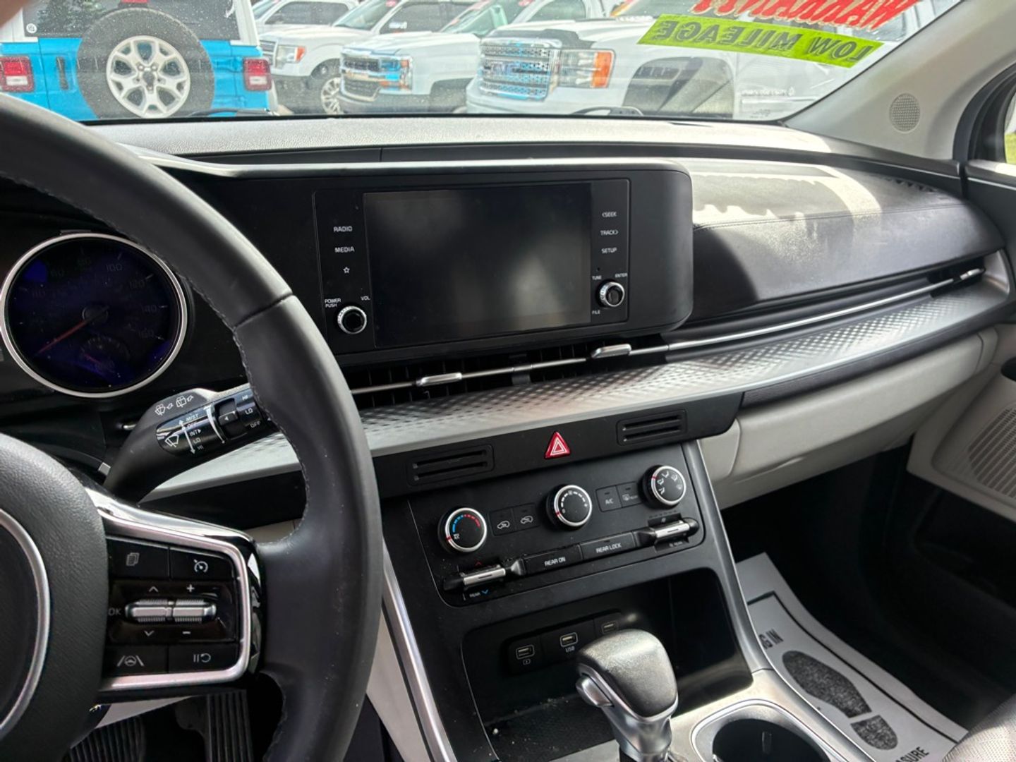 View vehicle photo 6