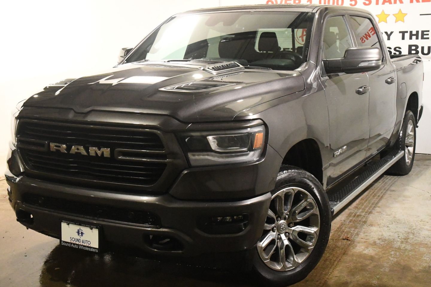 2023 RAM 1500 Laramie Crew Cab 4WD