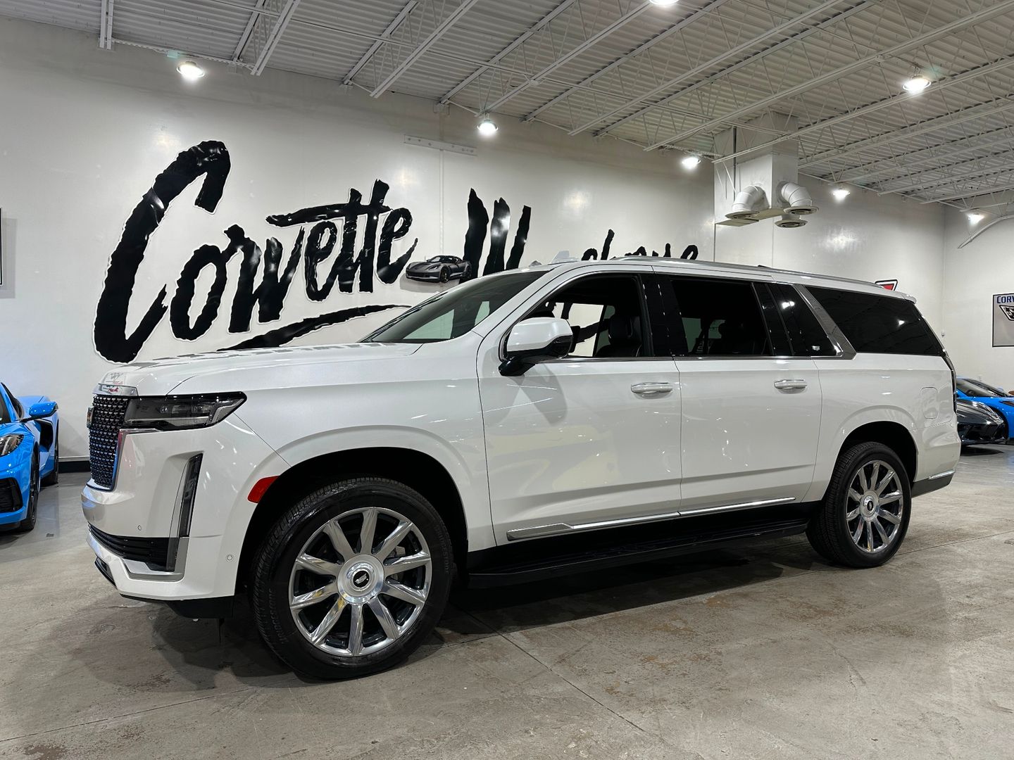 2024 Cadillac Escalade ESV Premium Luxury 4WD