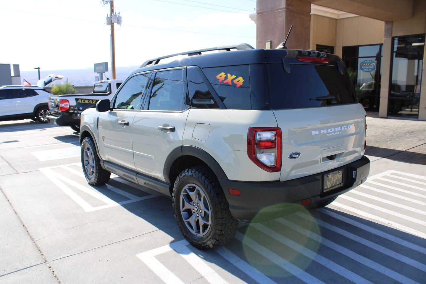 View vehicle photo 3