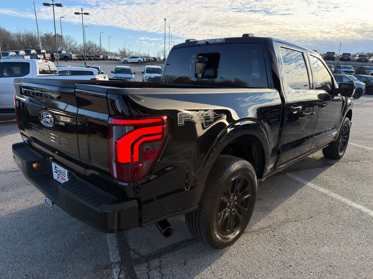 View vehicle photo 7