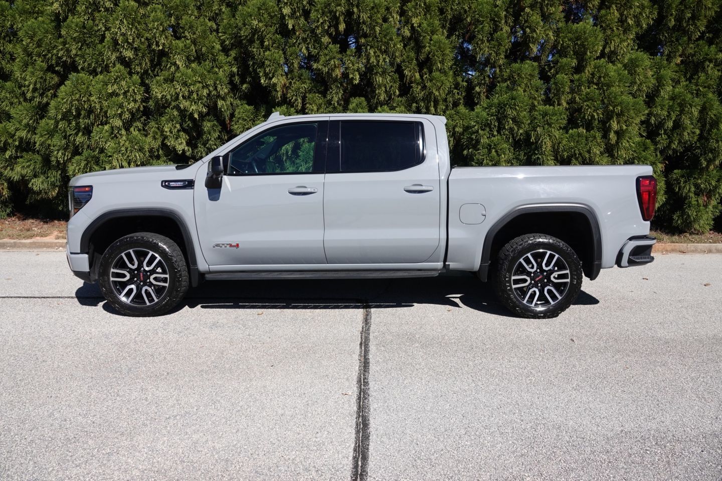 [GNO] Thunderstorm Gray 2024 GMC Sierra 1500 Pickup Truck Four-Wheel Drive Automatic