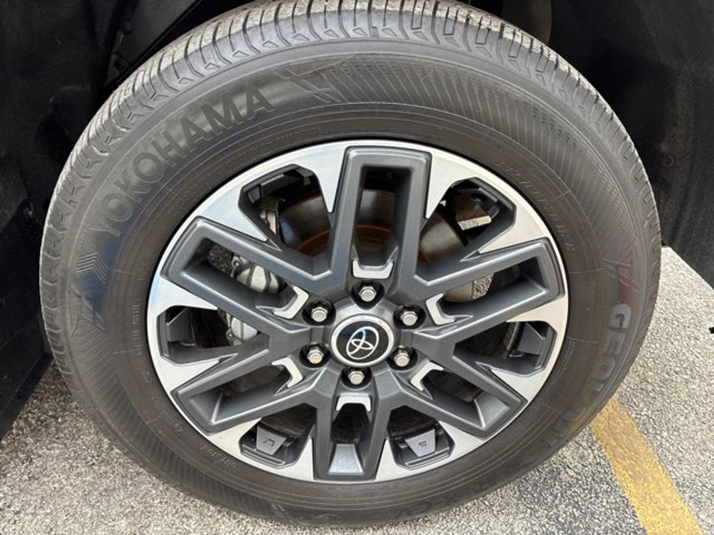 View vehicle photo 7